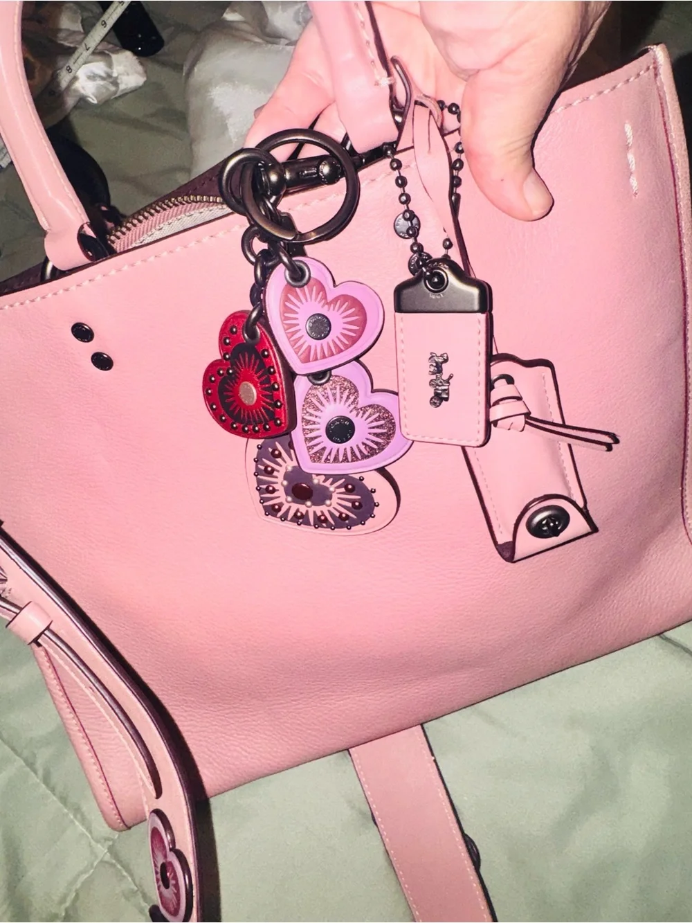 Coach rouge bag,Pink Dusty Rose heart Strap and heart FOB vintage. Rare!